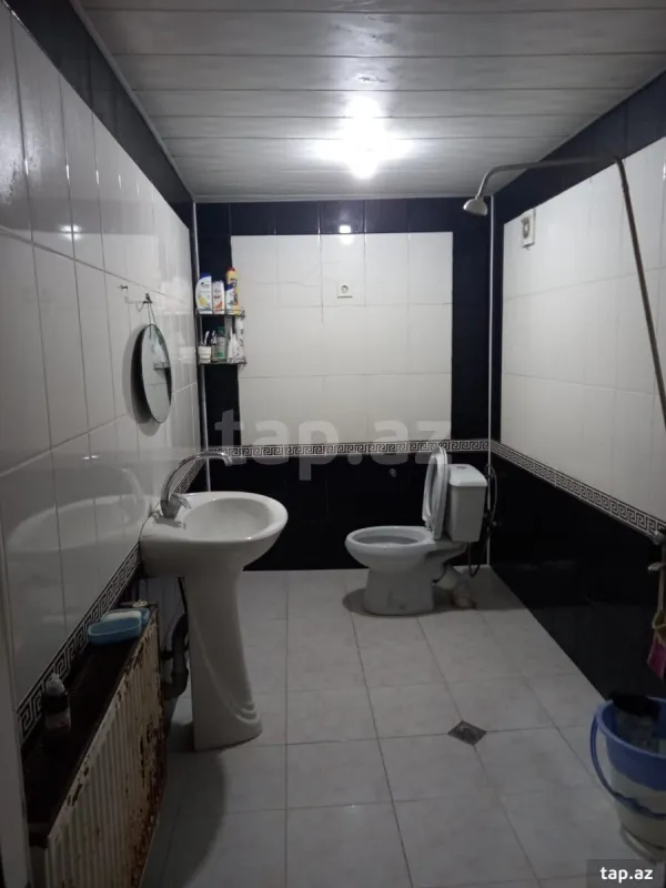 Satılır 3 otaqlı həyət evi
