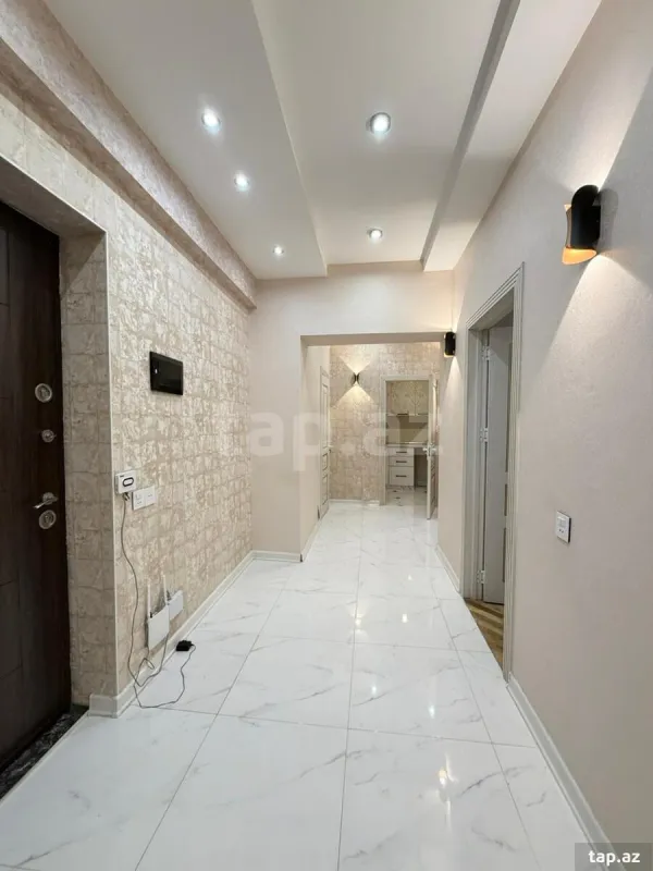 Kirayə verilir 3 otaqlı yeni tikili 96 m²