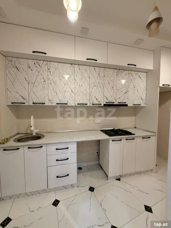 Kirayə verilir 3 otaqlı yeni tikili 96 m²