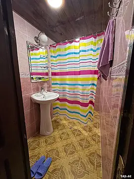 Kirayə verilir 2 otaqlı mənzil 65 m²