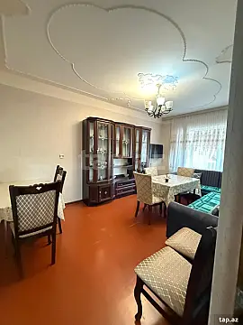 Kirayə verilir 2 otaqlı mənzil 65 m²