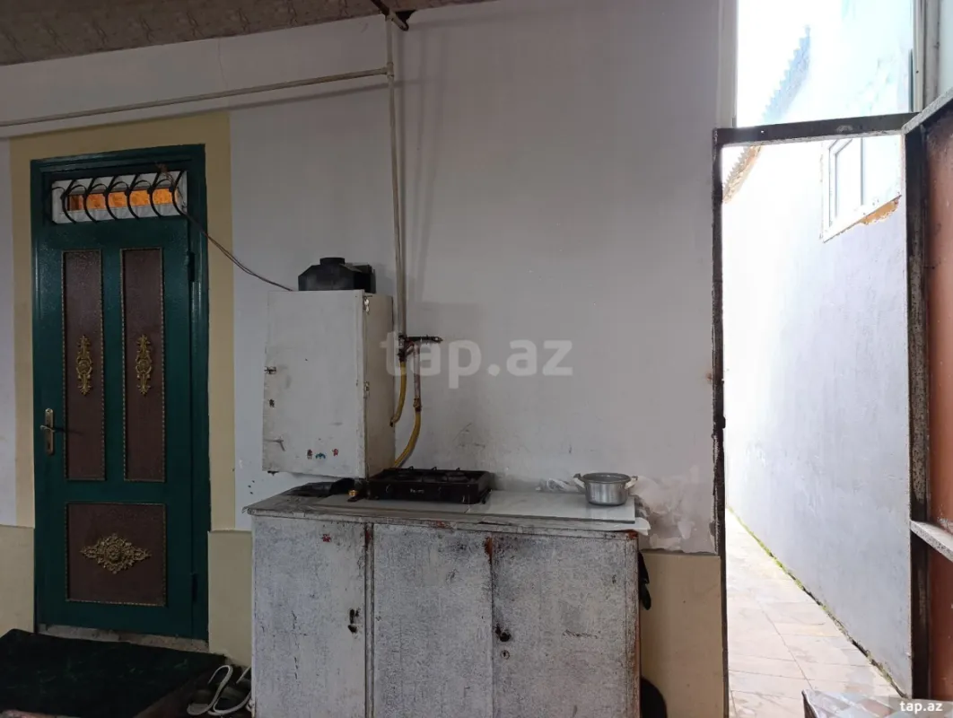 Satılır 4 otaqlı həyət evi