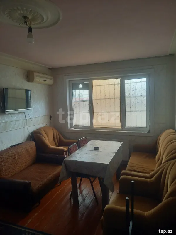 Kirayə verilir 2 otaqlı mənzil 45 m²