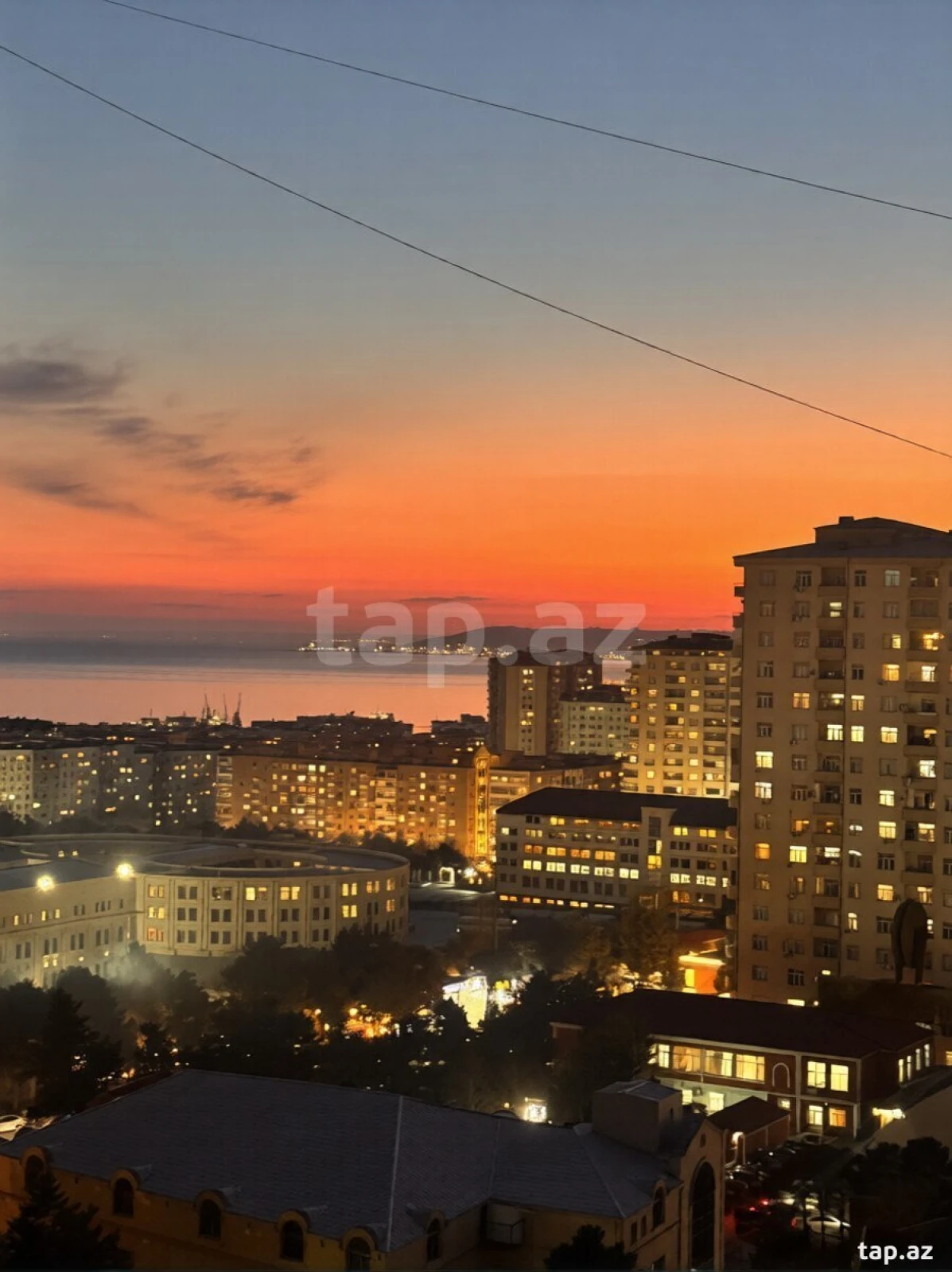 Satılır 2 otaqlı mənzil 65 m²