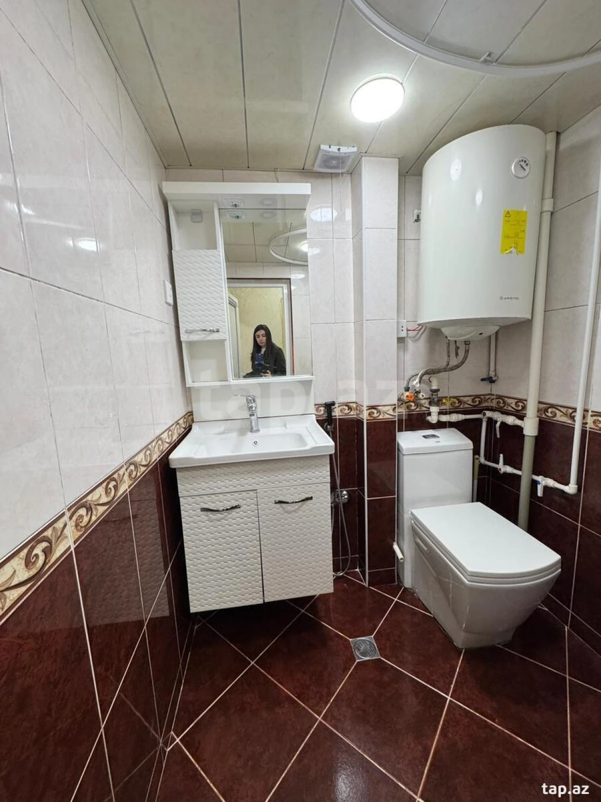 Satılır 2 otaqlı mənzil 65 m²