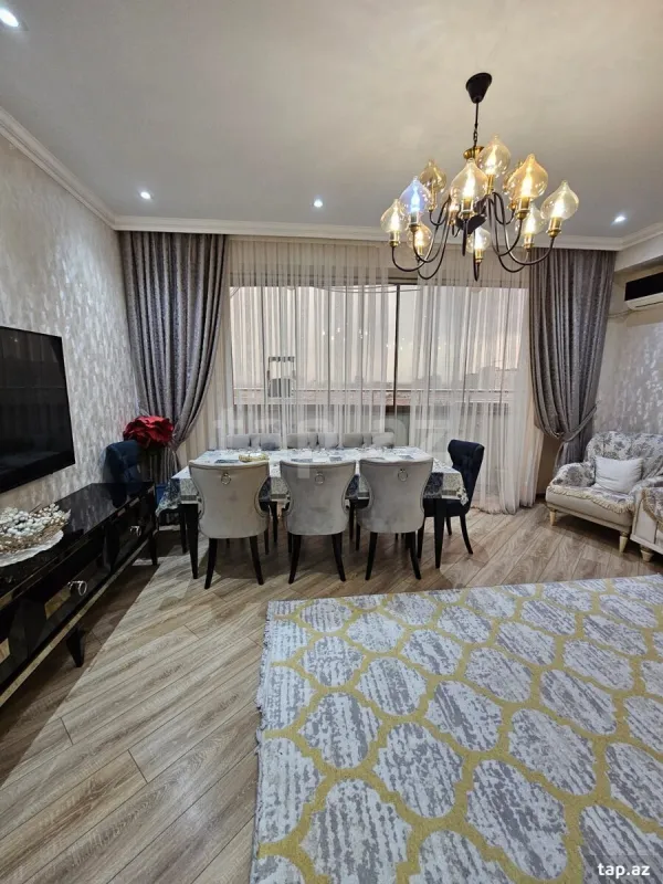 Satılır 3 otaqlı yeni tikili 81 m²