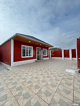 Satılır 3 otaqlı həyət evi