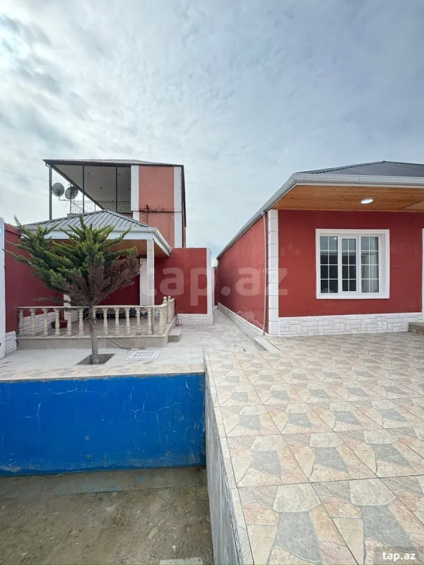 Satılır 3 otaqlı həyət evi