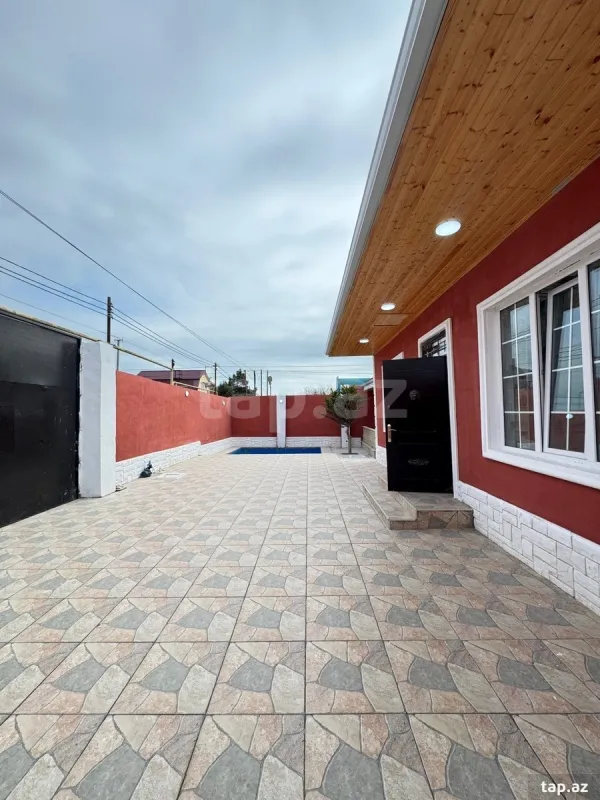 Satılır 3 otaqlı həyət evi