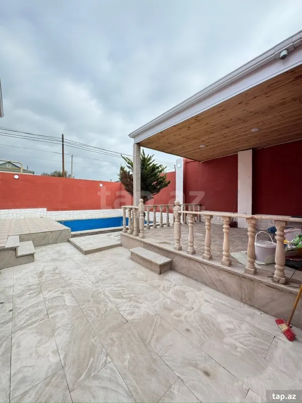 Satılır 3 otaqlı həyət evi