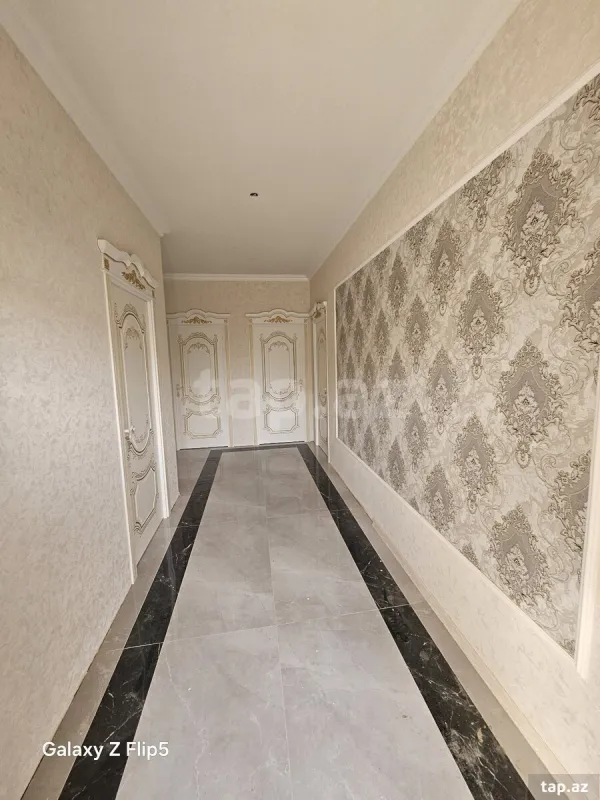 Satılır 6 otaqlı həyət evi 160 m²