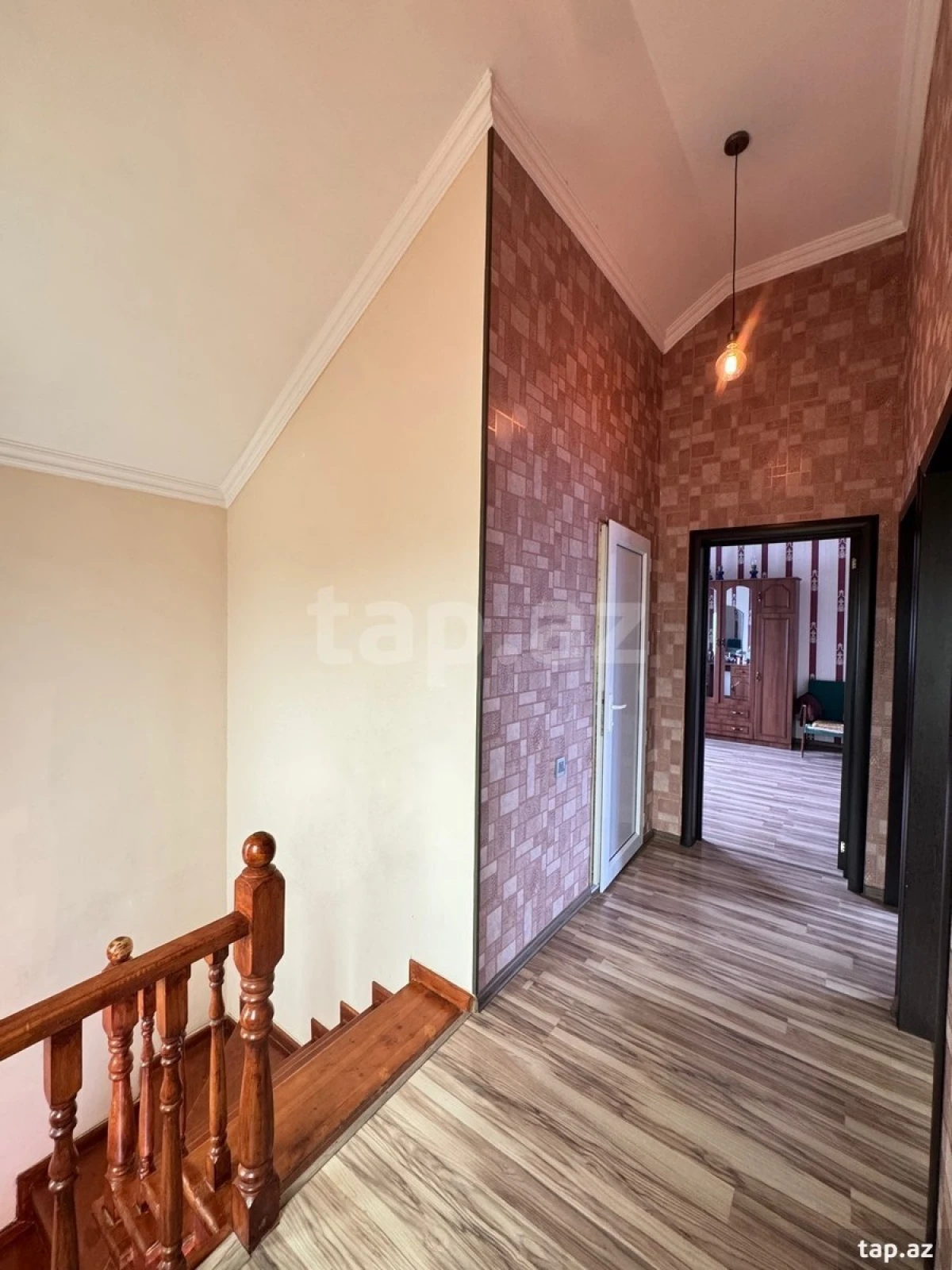 Satılır 4 otaqlı həyət evi