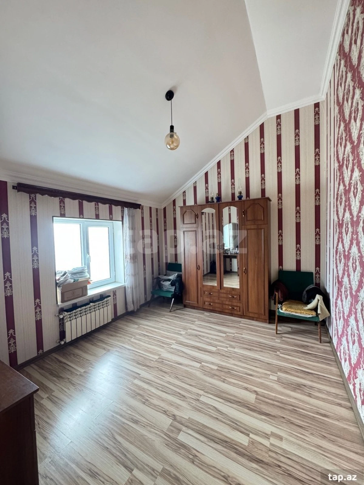 Satılır 4 otaqlı həyət evi