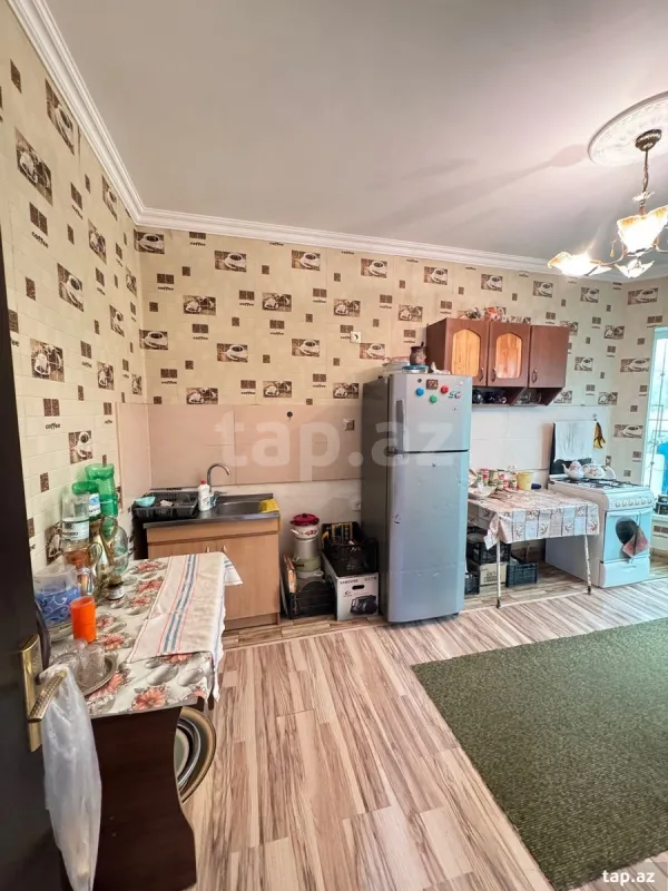 Satılır 4 otaqlı həyət evi