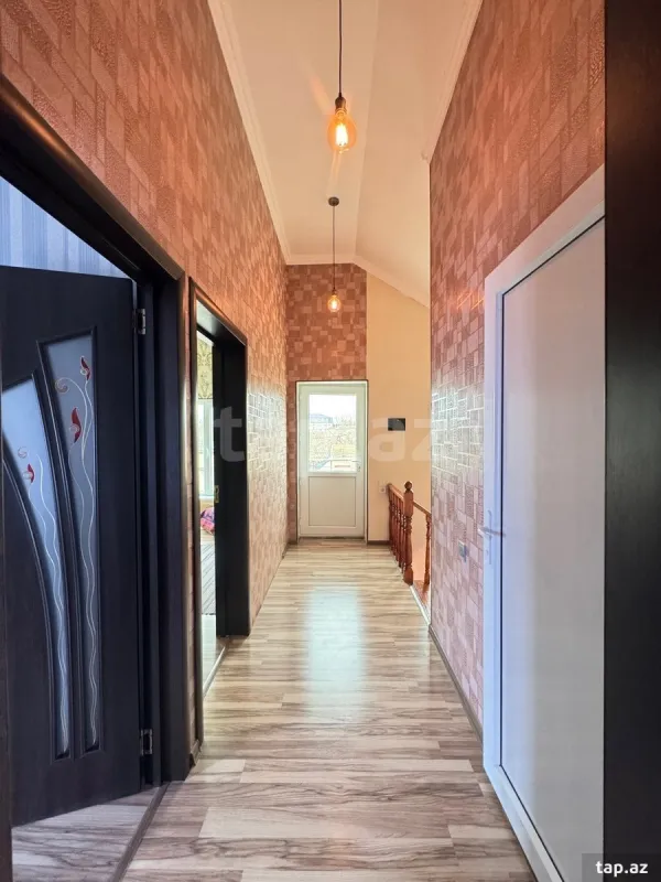 Satılır 4 otaqlı həyət evi