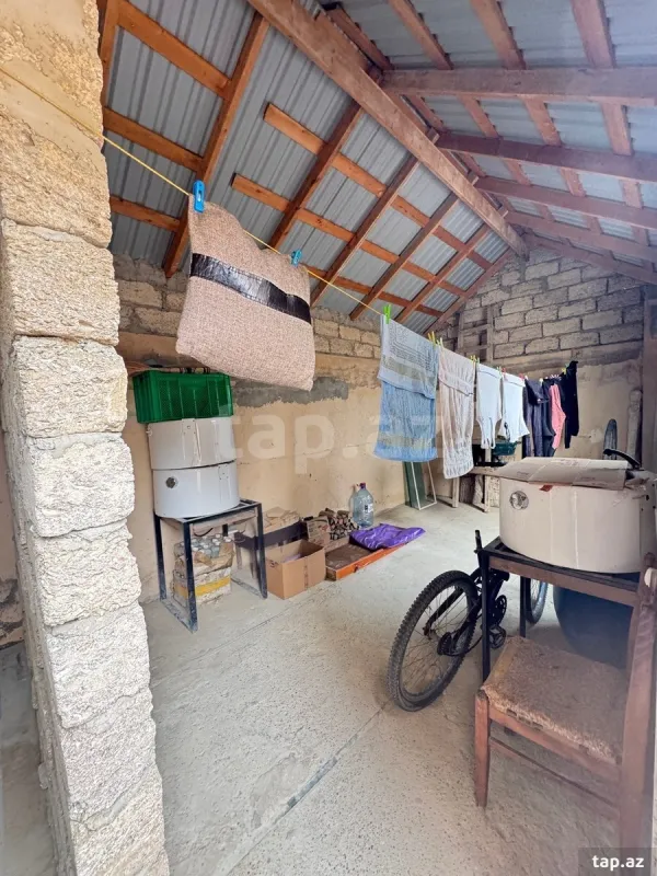 Satılır 4 otaqlı həyət evi