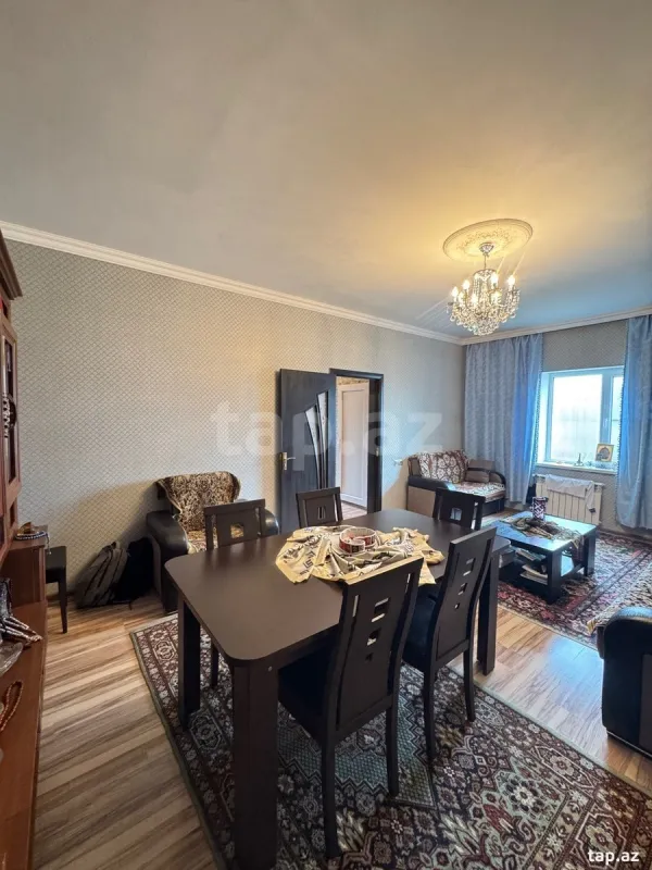 Satılır 4 otaqlı həyət evi