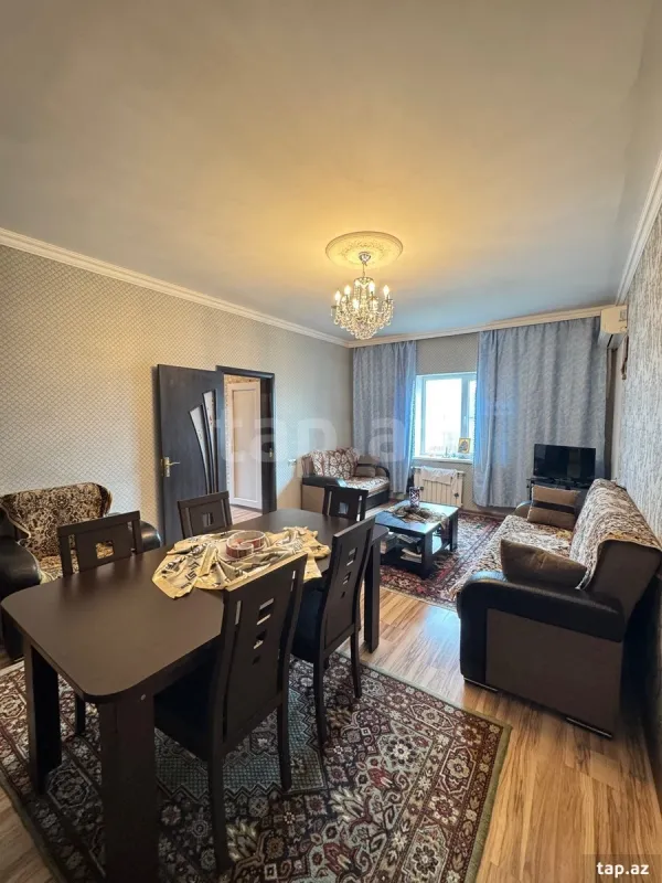 Satılır 4 otaqlı həyət evi