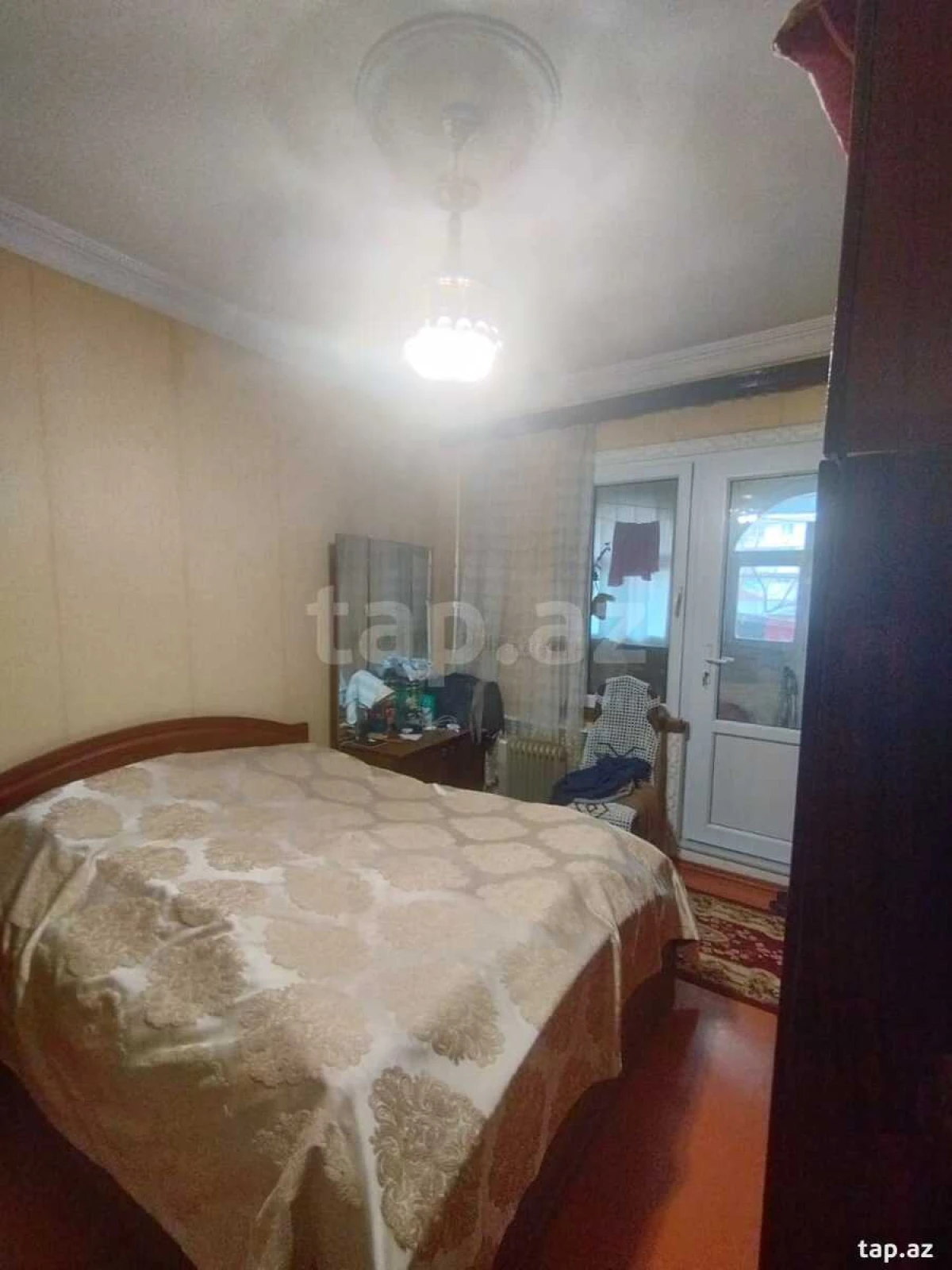Satılır 4 otaqlı mənzil 100 m²