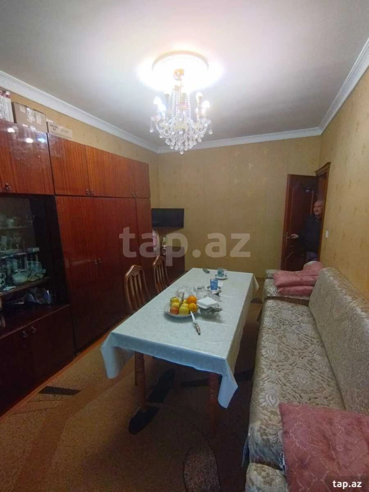 Satılır 4 otaqlı mənzil 100 m²