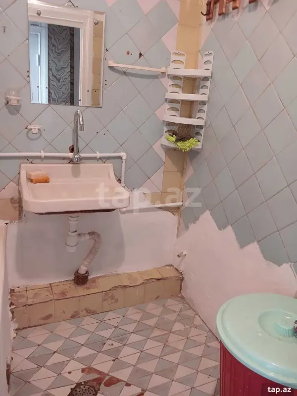 Kirayə verilir 2 otaqlı mənzil 60 m²