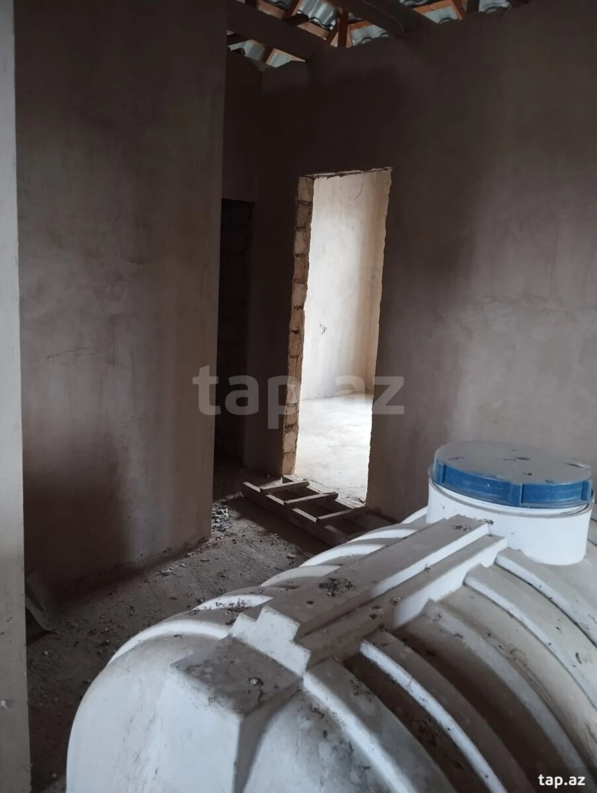 Satılır 4 otaqlı həyət evi 162 m²