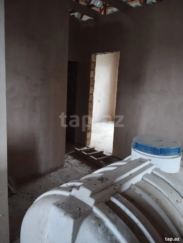 Satılır 4 otaqlı həyət evi 162 m²