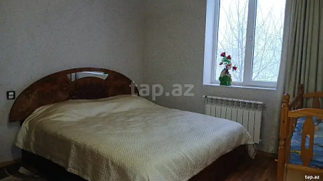 Kirayə verilir 3 otaqlı həyət evi