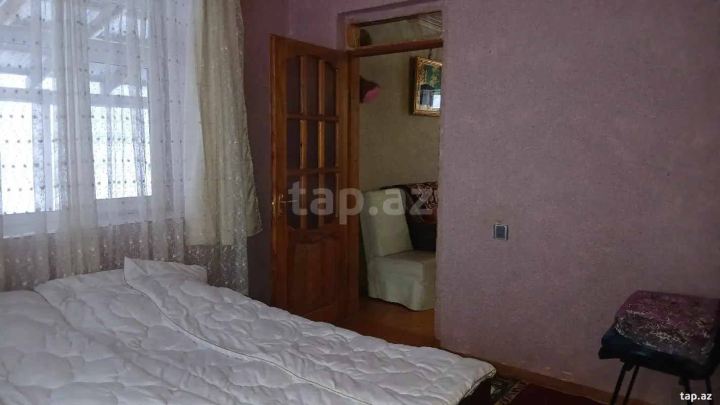 Kirayə verilir 3 otaqlı həyət evi