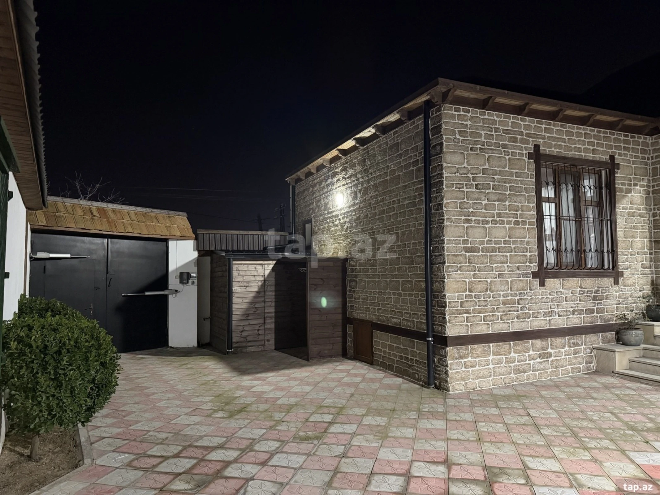 Satılır 3 otaqlı həyət evi