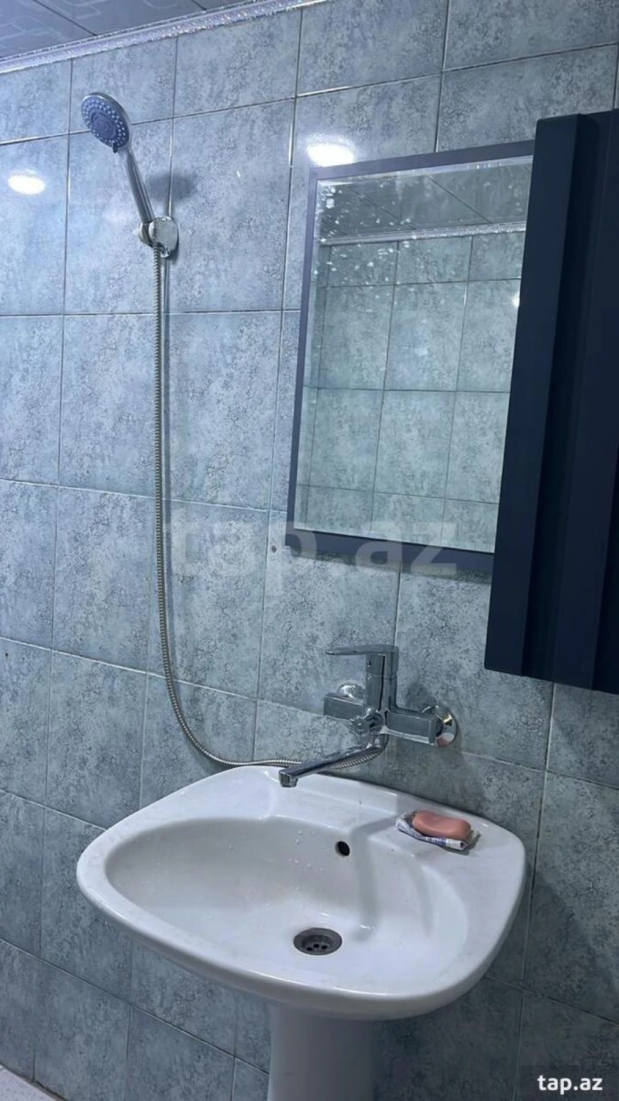 Kirayə verilir 2 otaqlı yeni tikili 55 m²