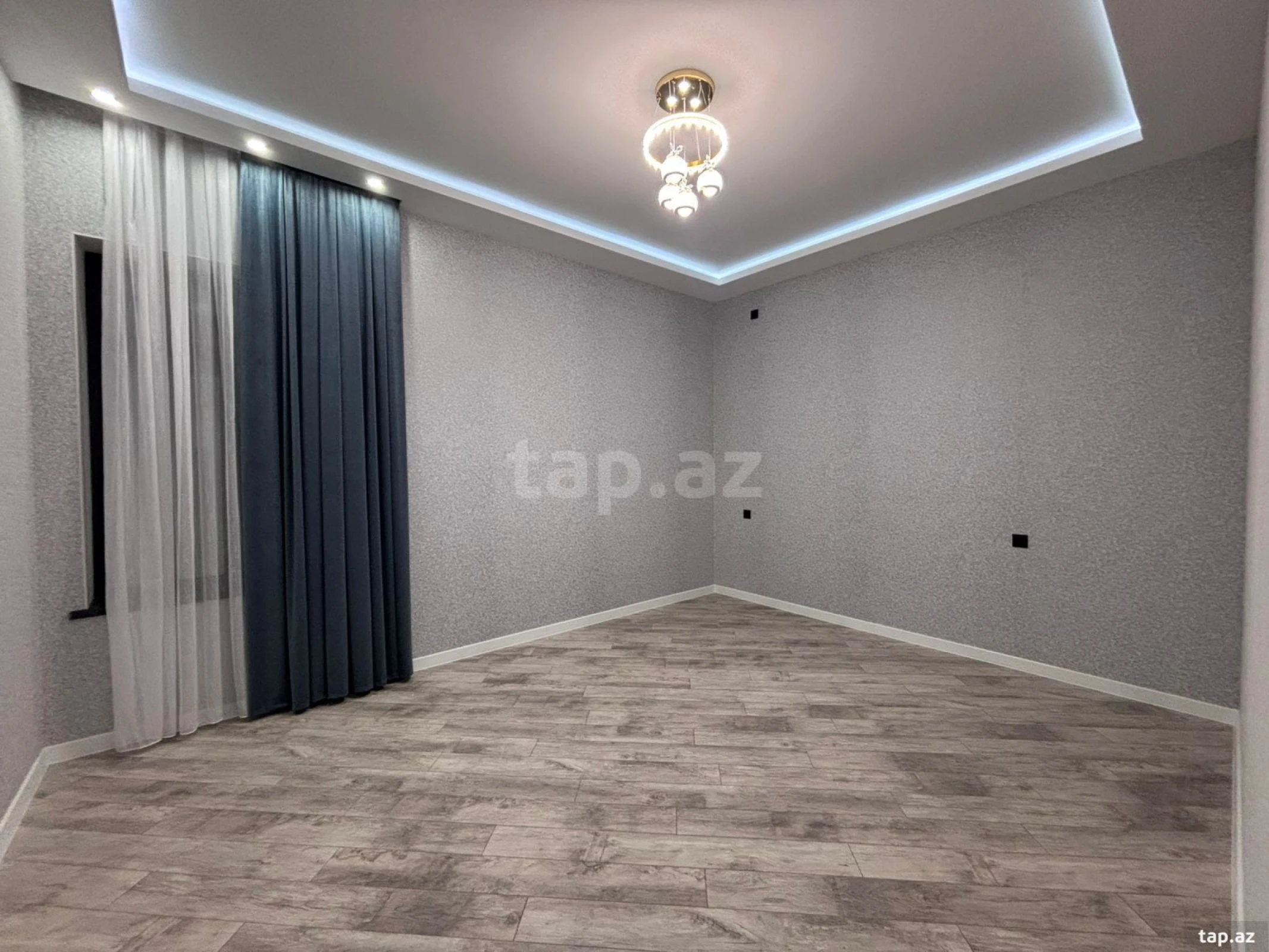 Satılır 4 otaqlı həyət evi