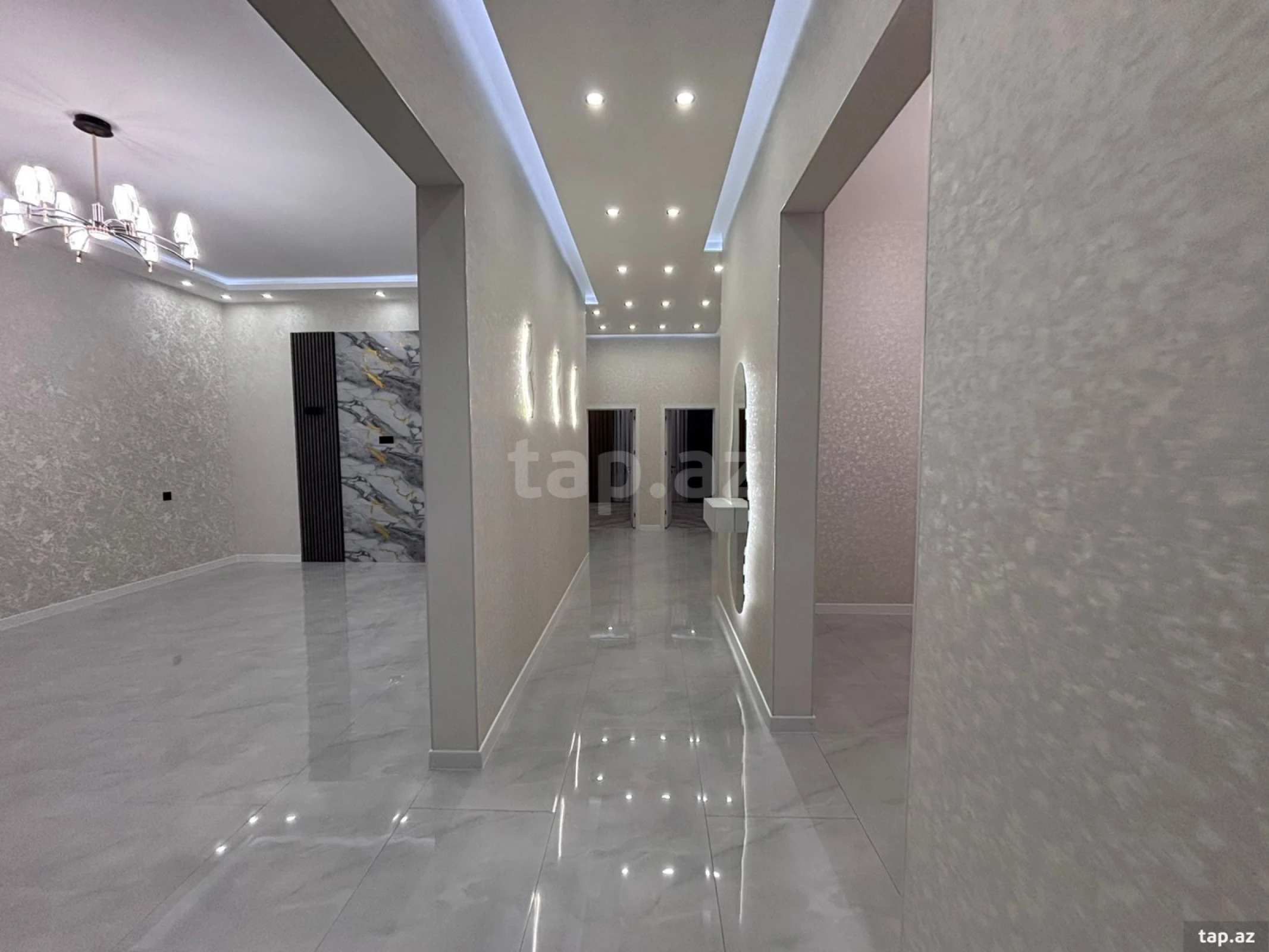 Satılır 4 otaqlı həyət evi