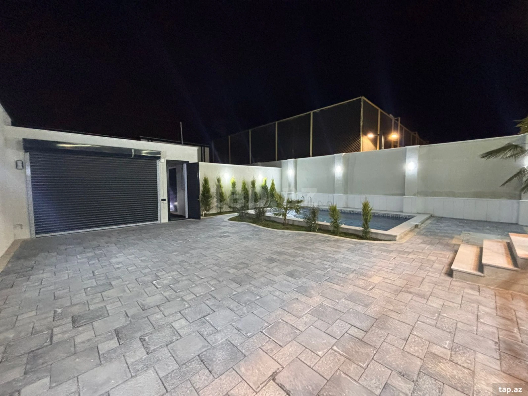 Satılır 4 otaqlı həyət evi