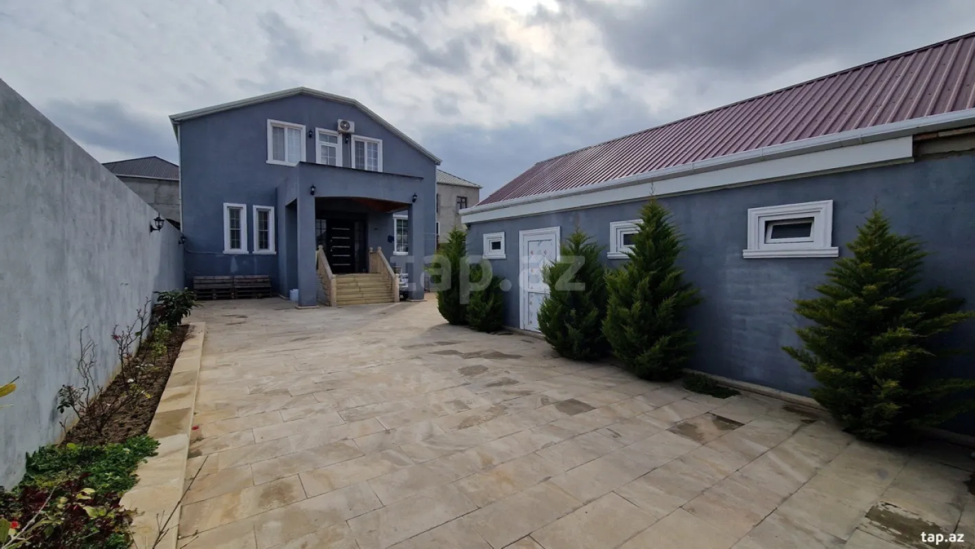 Satılır 6 otaqlı həyət evi
