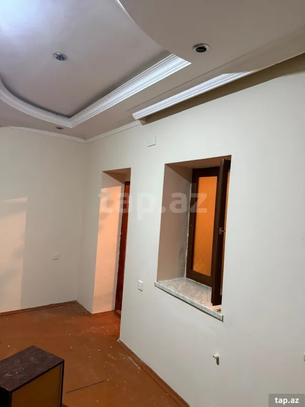 Kirayə verilir 4 otaqlı həyət evi