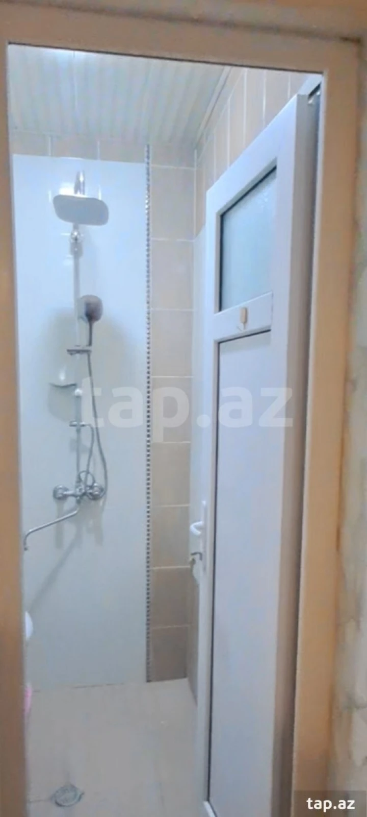 Satılır 4 otaqlı mənzil 90 m²