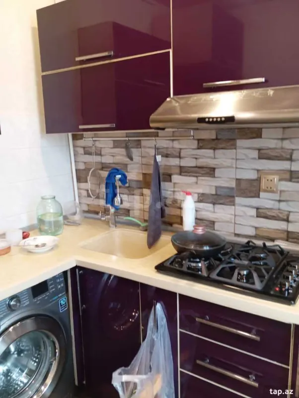 Kirayə verilir 2 otaqlı mənzil 55 m²