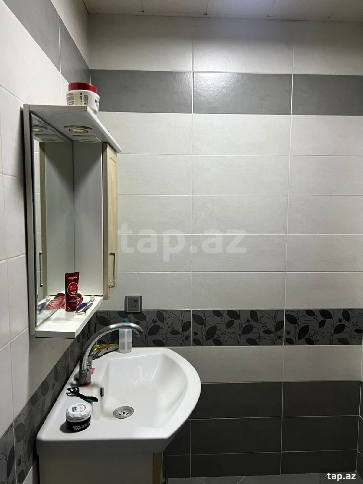 Kirayə verilir 2 otaqlı yeni tikili 65 m²