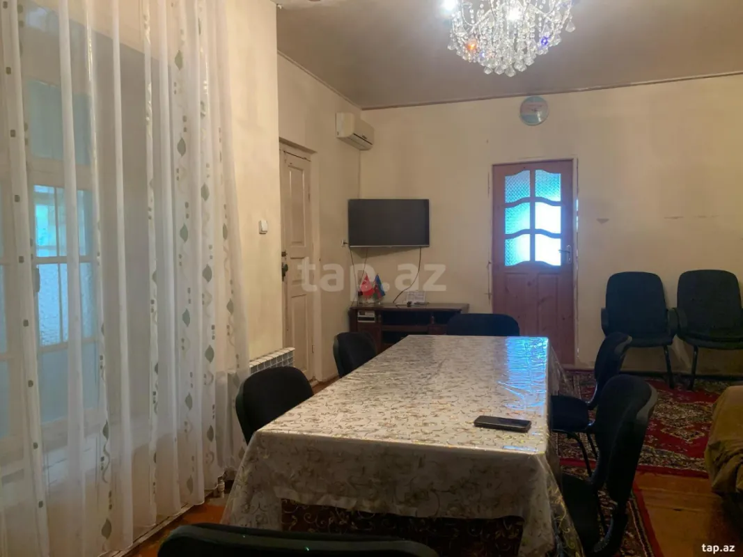 Satılır 5 otaqlı həyət evi