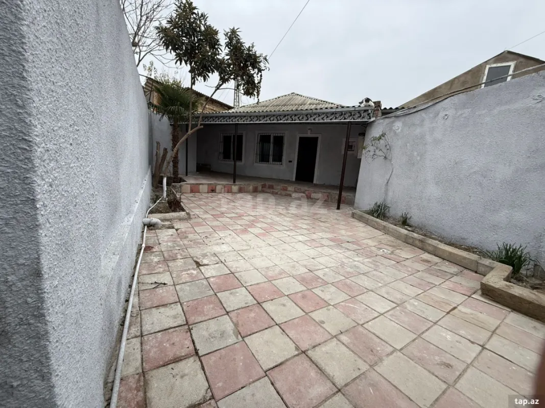 Satılır 3 otaqlı həyət evi