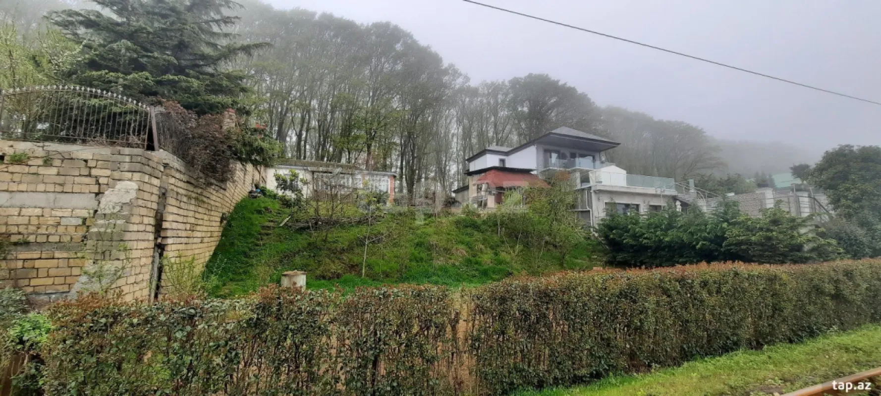 Satılır 4 otaqlı həyət evi