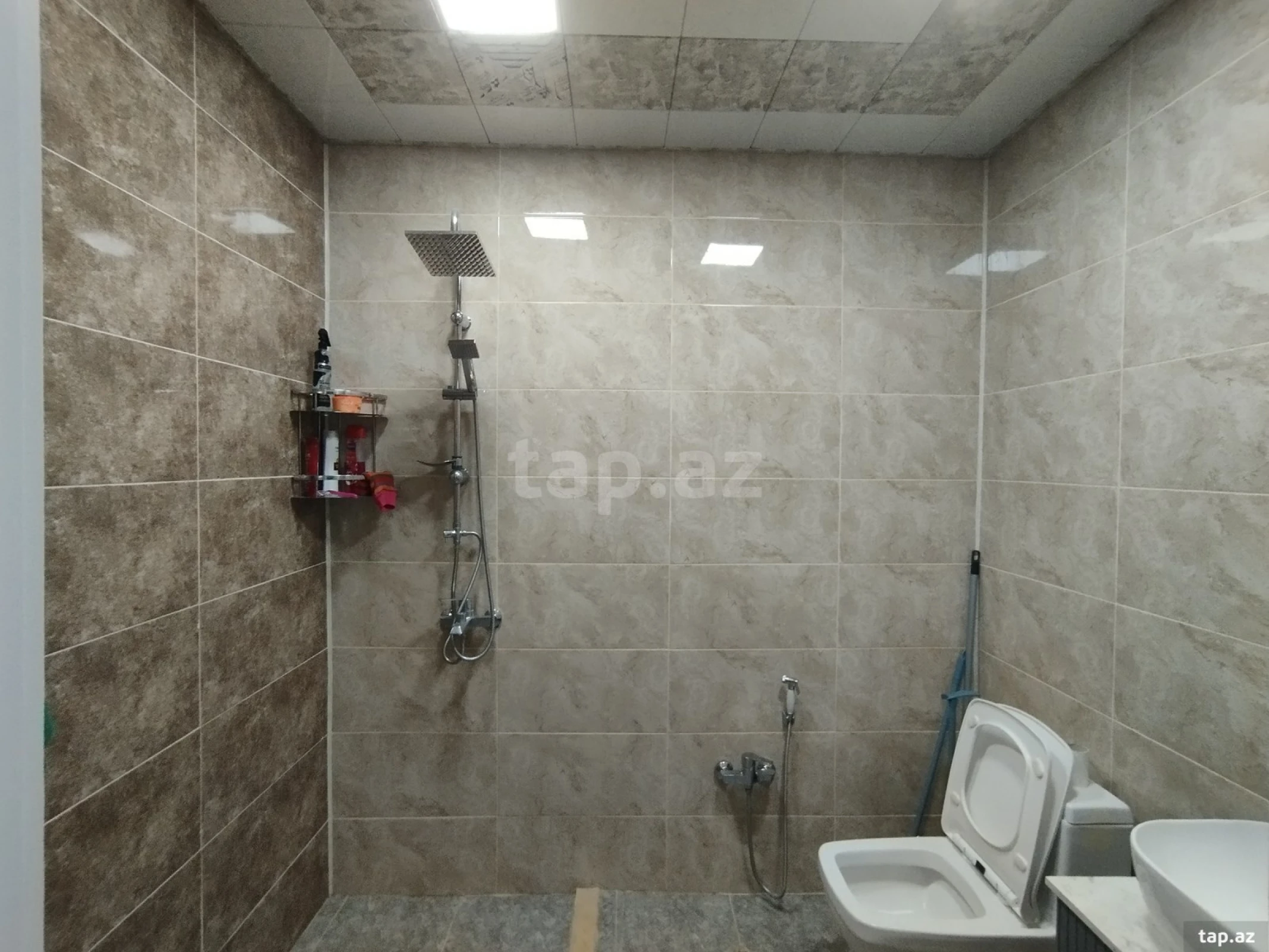 Satılır 2 otaqlı yeni tikili 62 m²