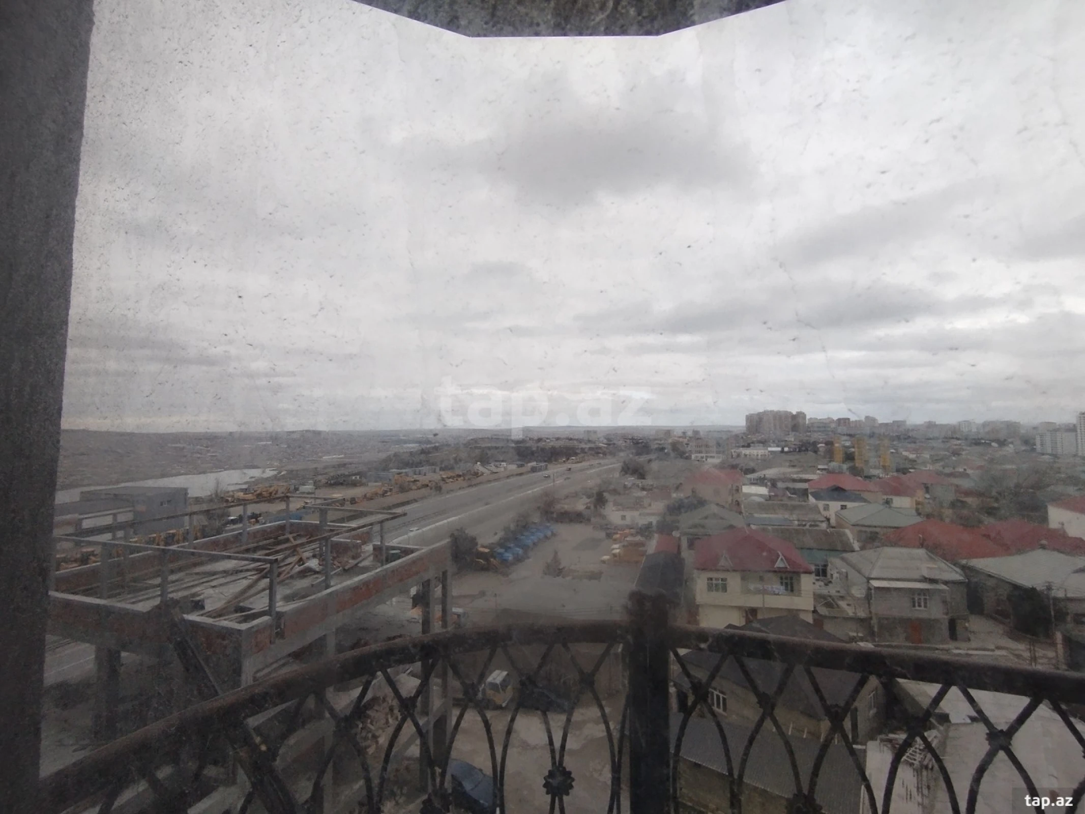 Satılır 2 otaqlı yeni tikili 62 m²