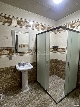 Kirayə verilir 2 otaqlı yeni tikili 60 m²