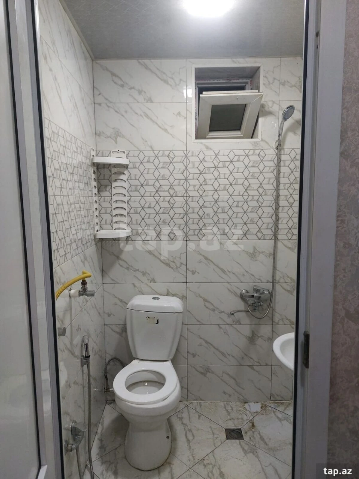 Kirayə verilir 2 otaqlı həyət evi