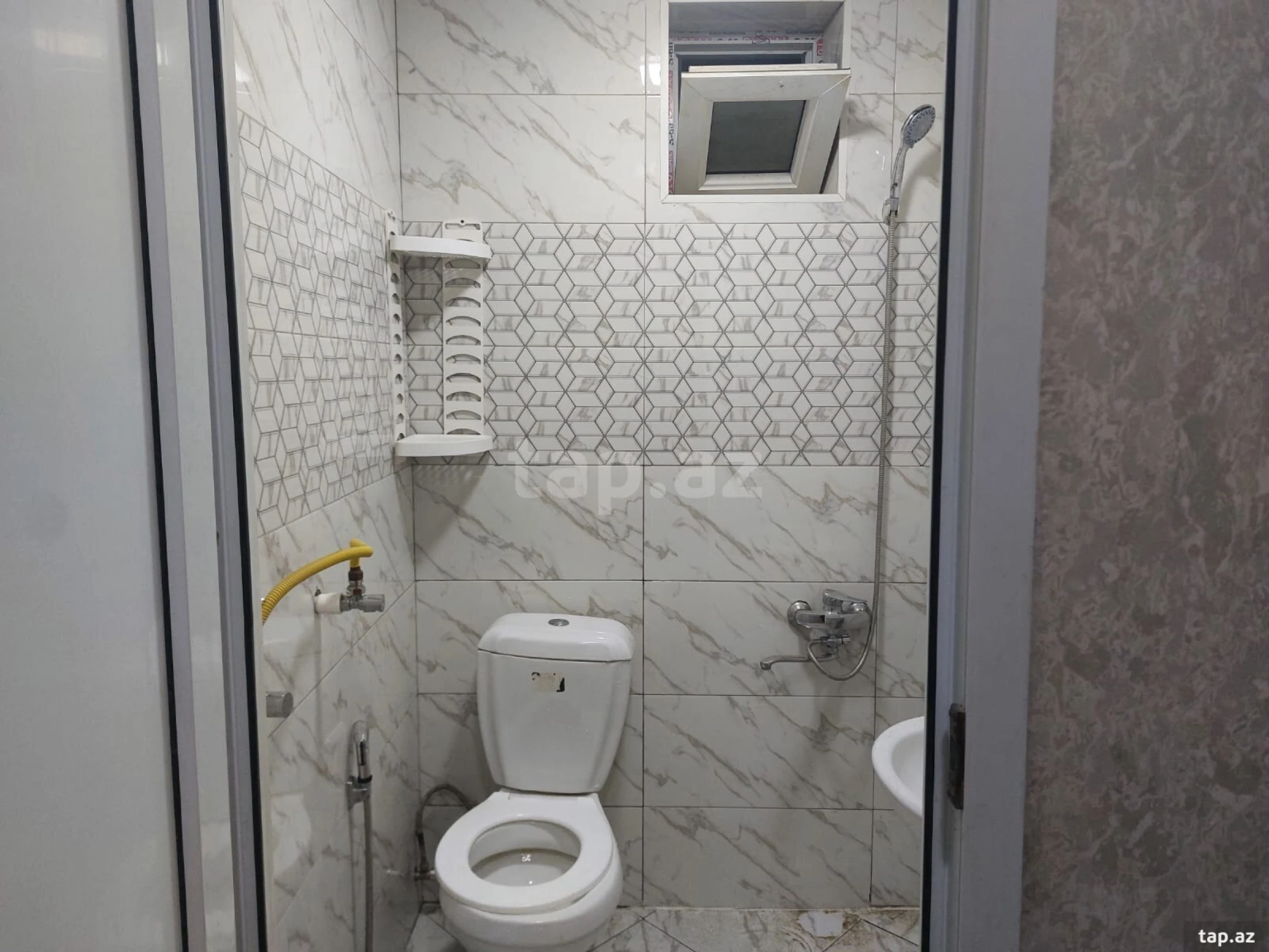 Kirayə verilir 2 otaqlı həyət evi