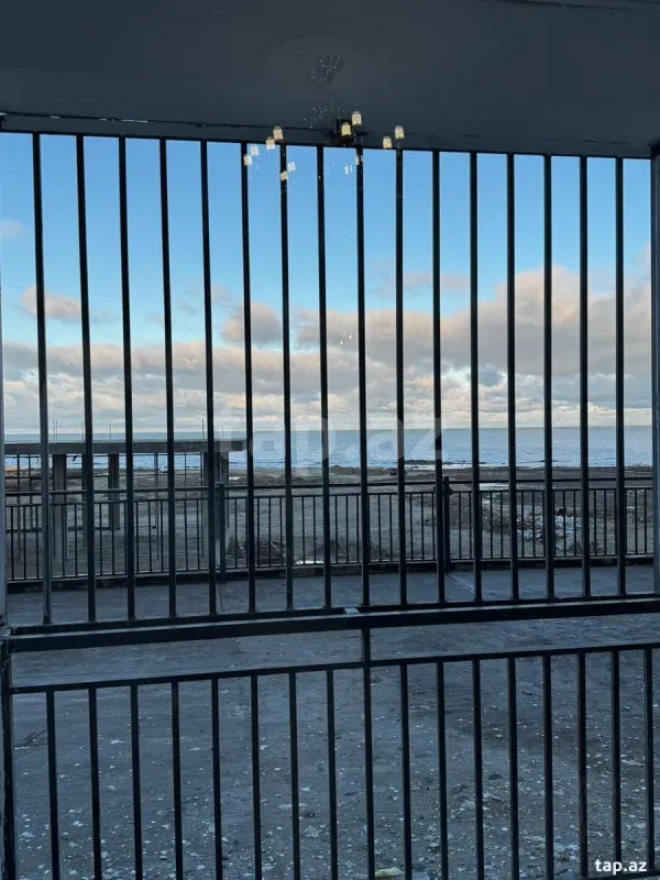 Kirayə verilir 2 otaqlı yeni tikili 75 m²