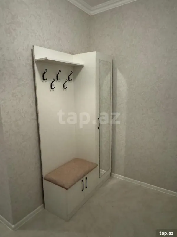 Kirayə verilir 2 otaqlı yeni tikili 75 m²