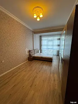 Kirayə verilir 2 otaqlı yeni tikili 75 m²